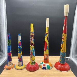 Set of 5 Vintage US Metal Toy MFG Noise Maker Horn Tin Litho 3 Sizes